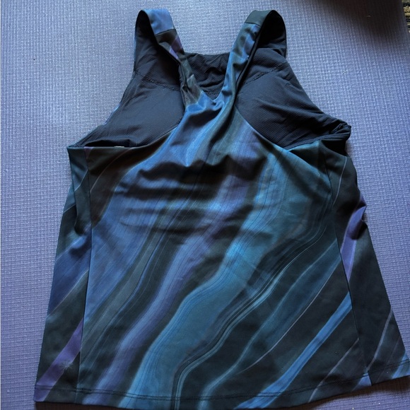 Athleta Black Sleeveless Top with build in bra - Picture 2 of 4